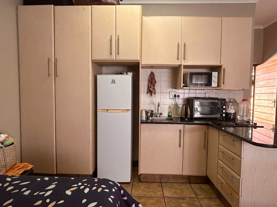1 Bedroom Property for Sale in Dassie Rand North West